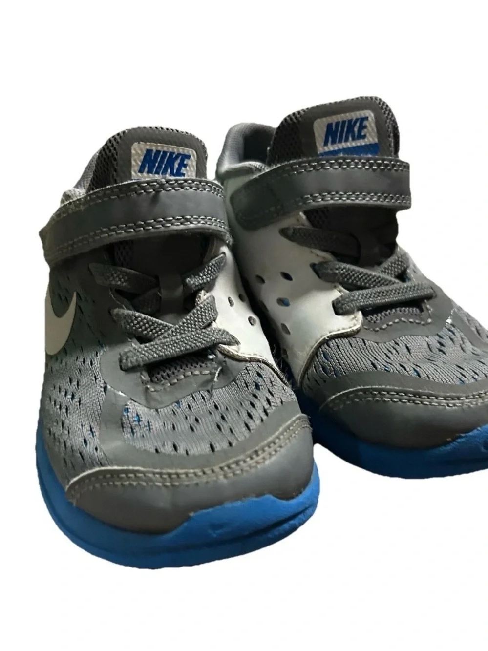 Toddler Boy Nike Grey Blue Running Sneakers Easy Closure Size 9